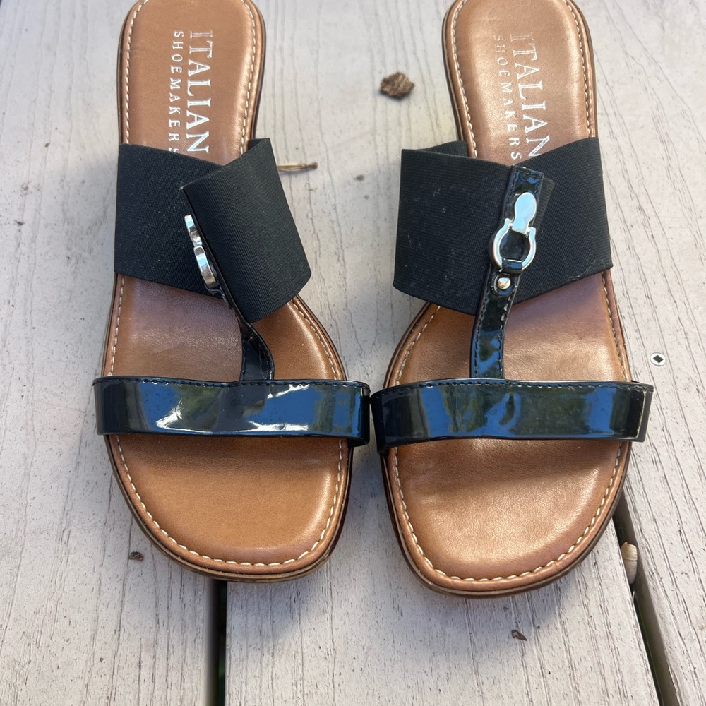 Italian Shoemakers Black and Tan Sandals